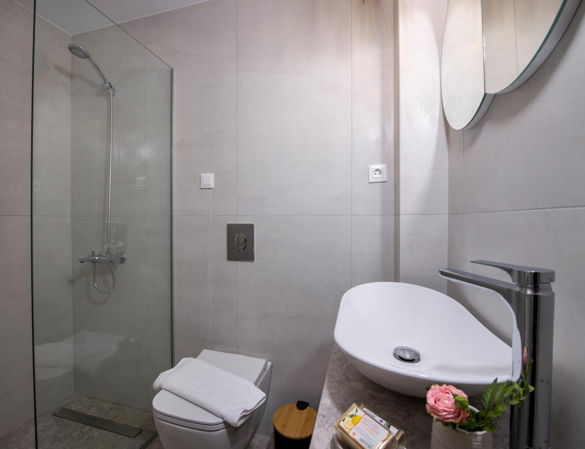 Ferienwohnung Eleanthi Modern Living Galatás Zimmer foto